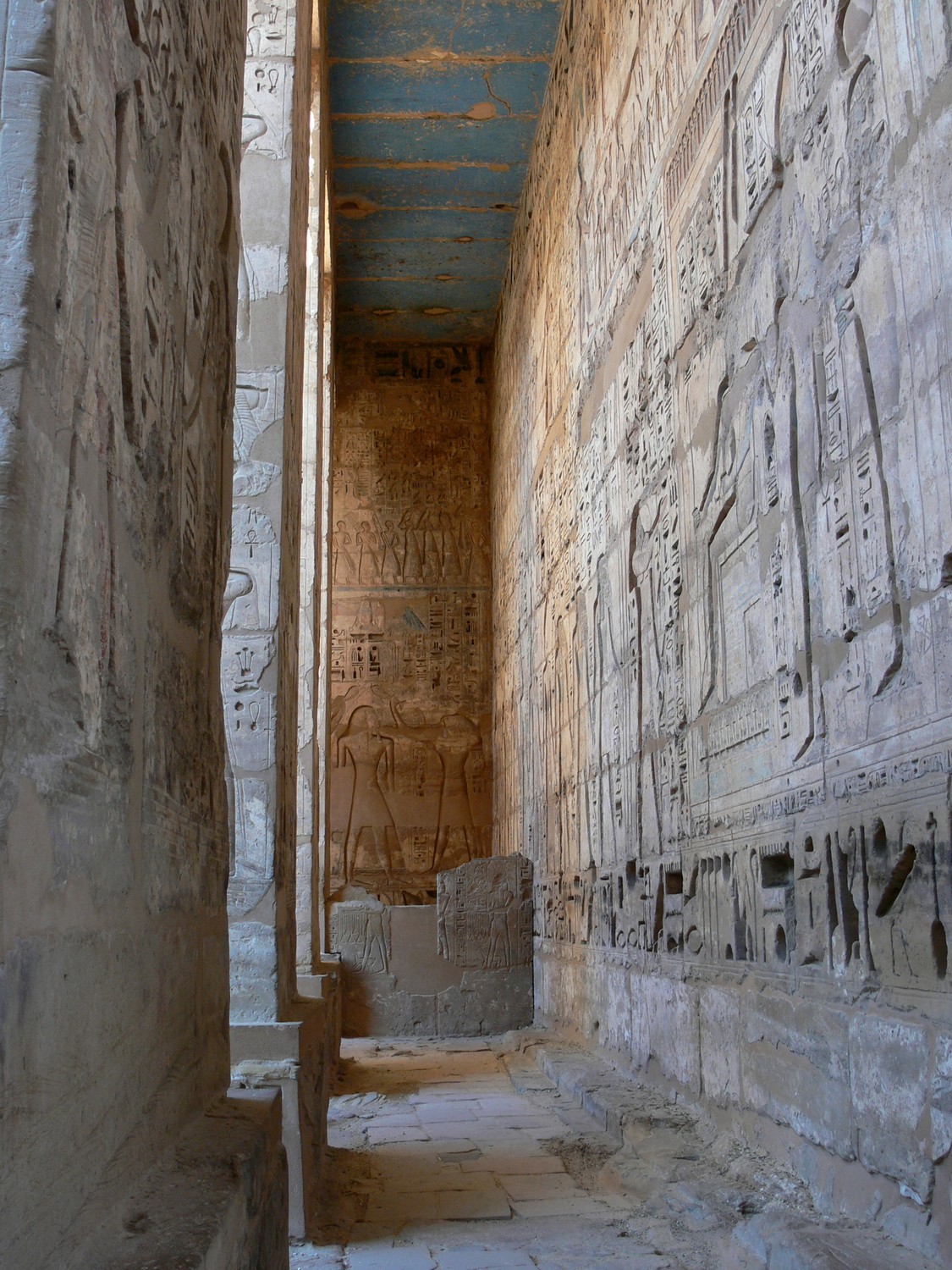 Medinet_Habu